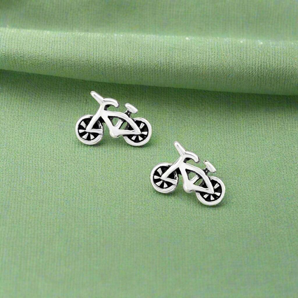 Silver Stud Earrings – Lightweight 925 Sterling Hypoallergenic Nickel-Free Studs - Crumble and Core