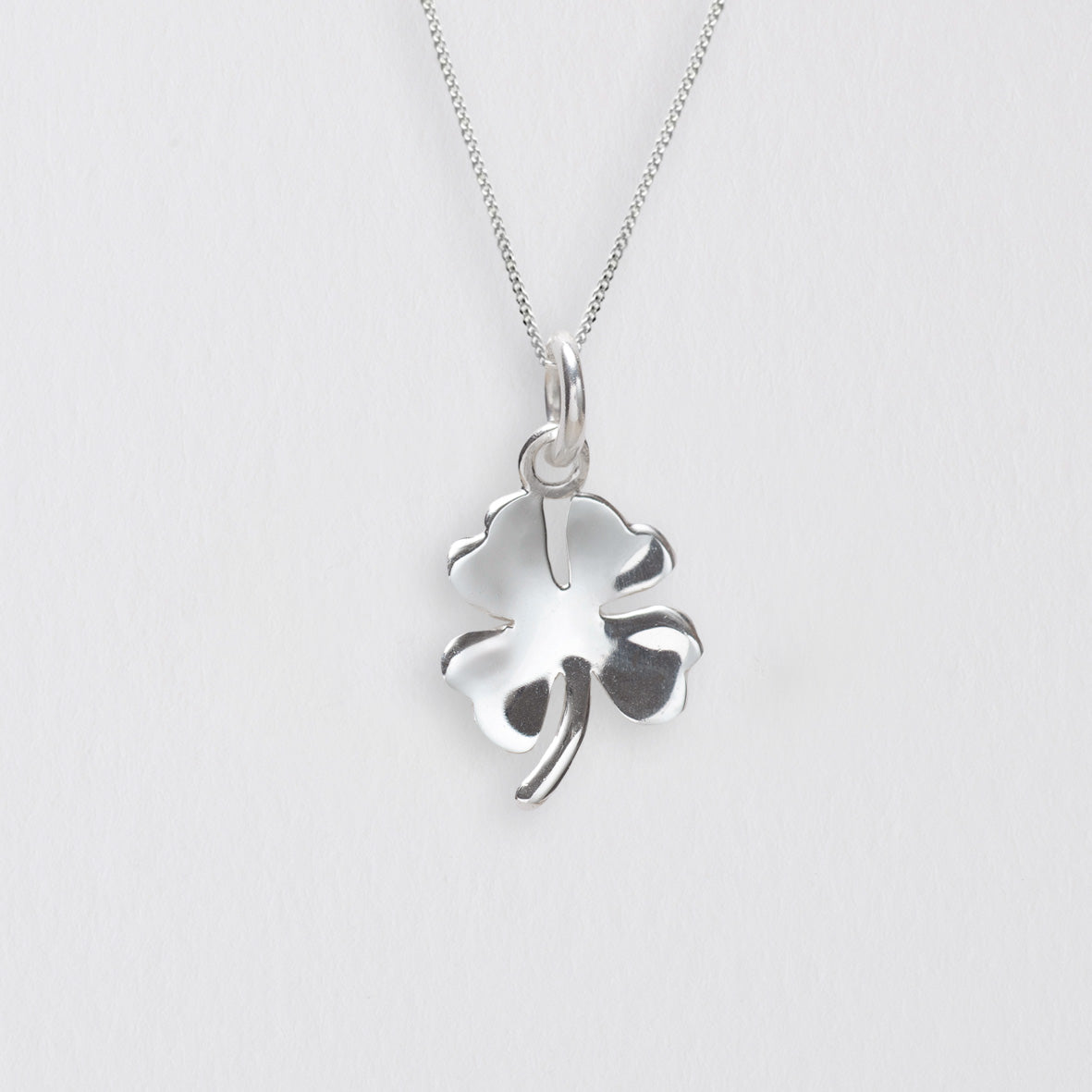 Sterling Silver Clover Pendant Necklace - Elegant and Lucky Charm Jewelry