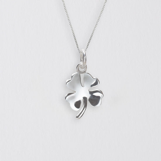 Sterling Silver Clover Pendant Necklace - Elegant and Lucky Charm Jewelry